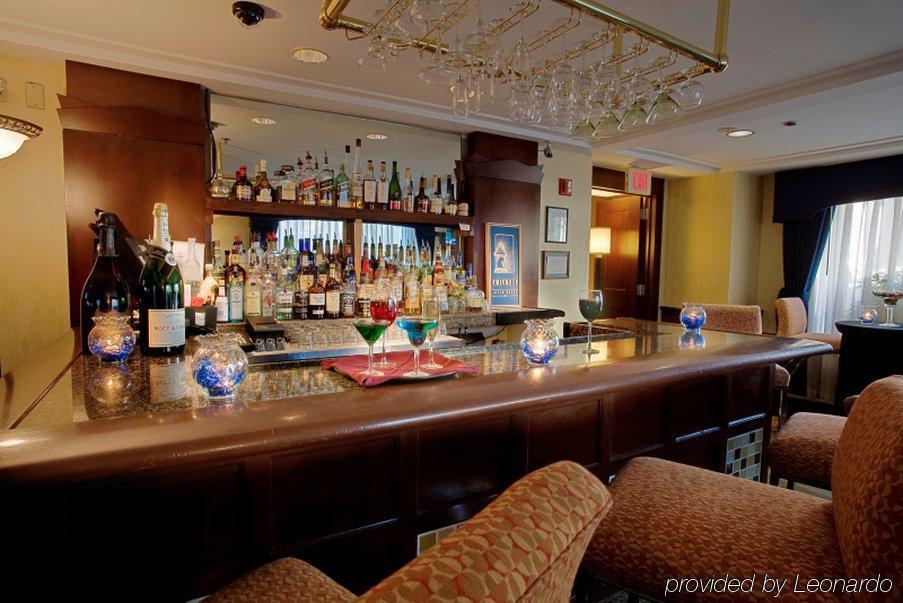 Doubletree Dayton-Downtown Hotell Restaurant bilde